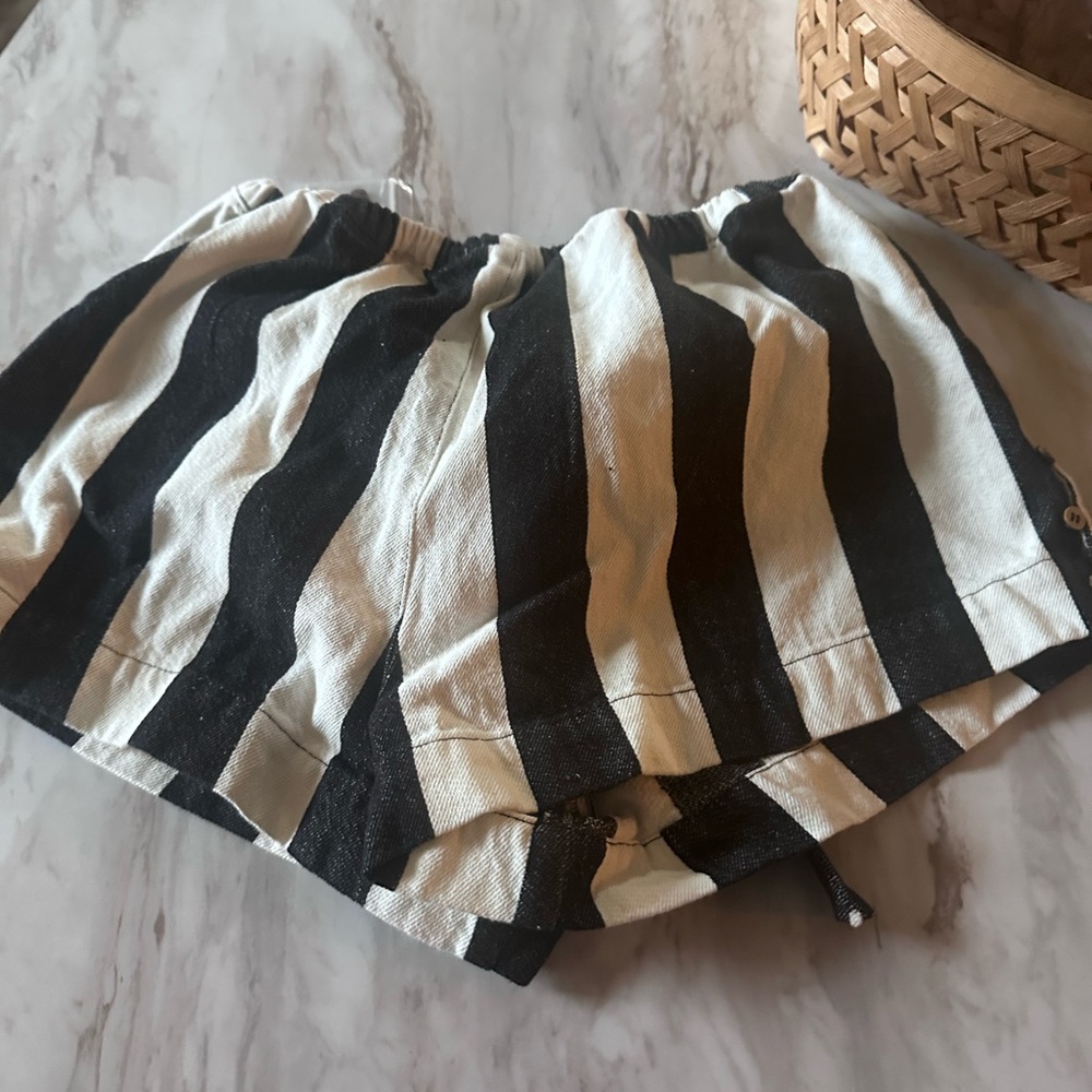 Double Zero Monochrome Striped Apparel